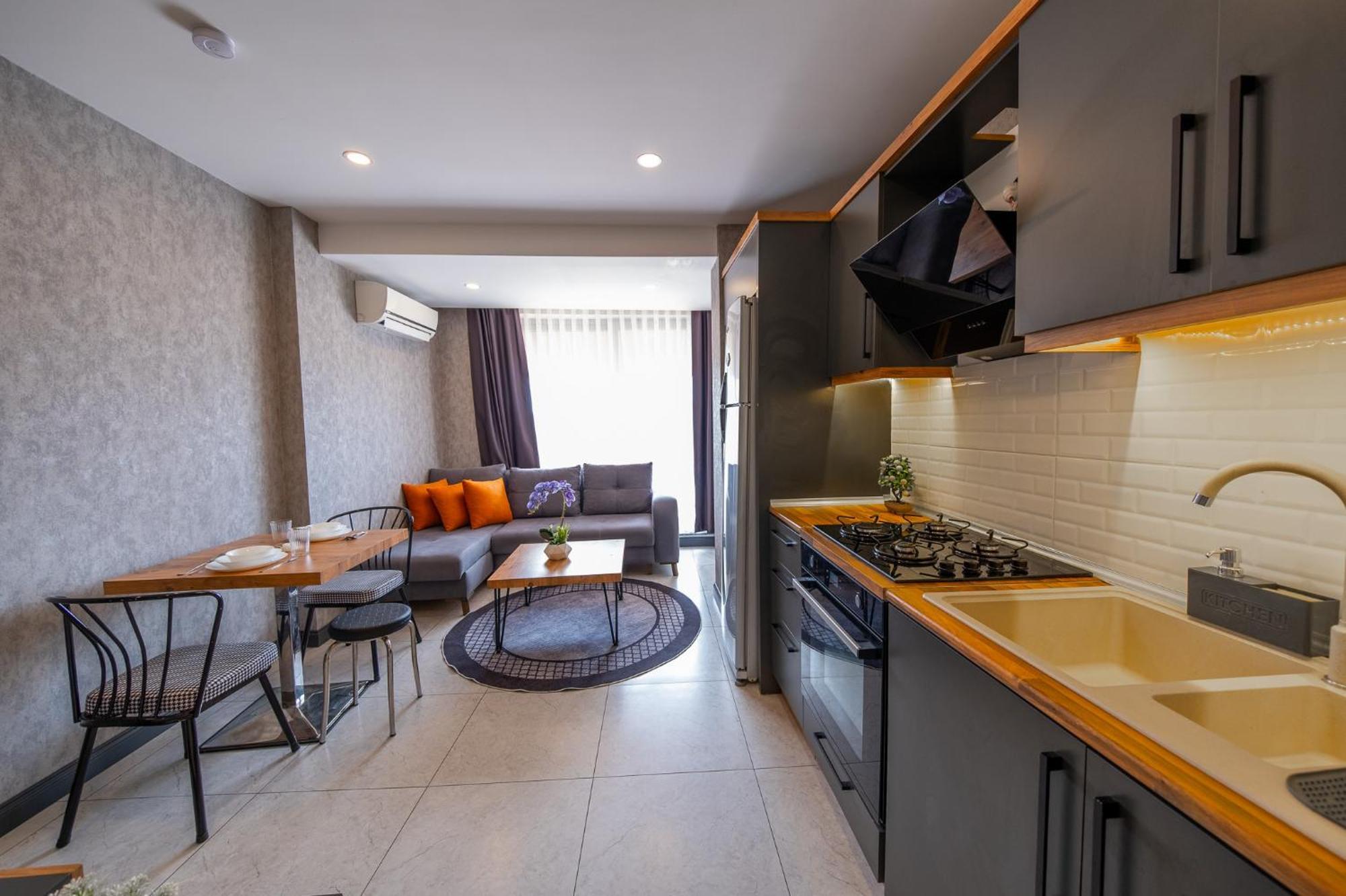 Mrt Suites Lara Antalya Bagian luar foto