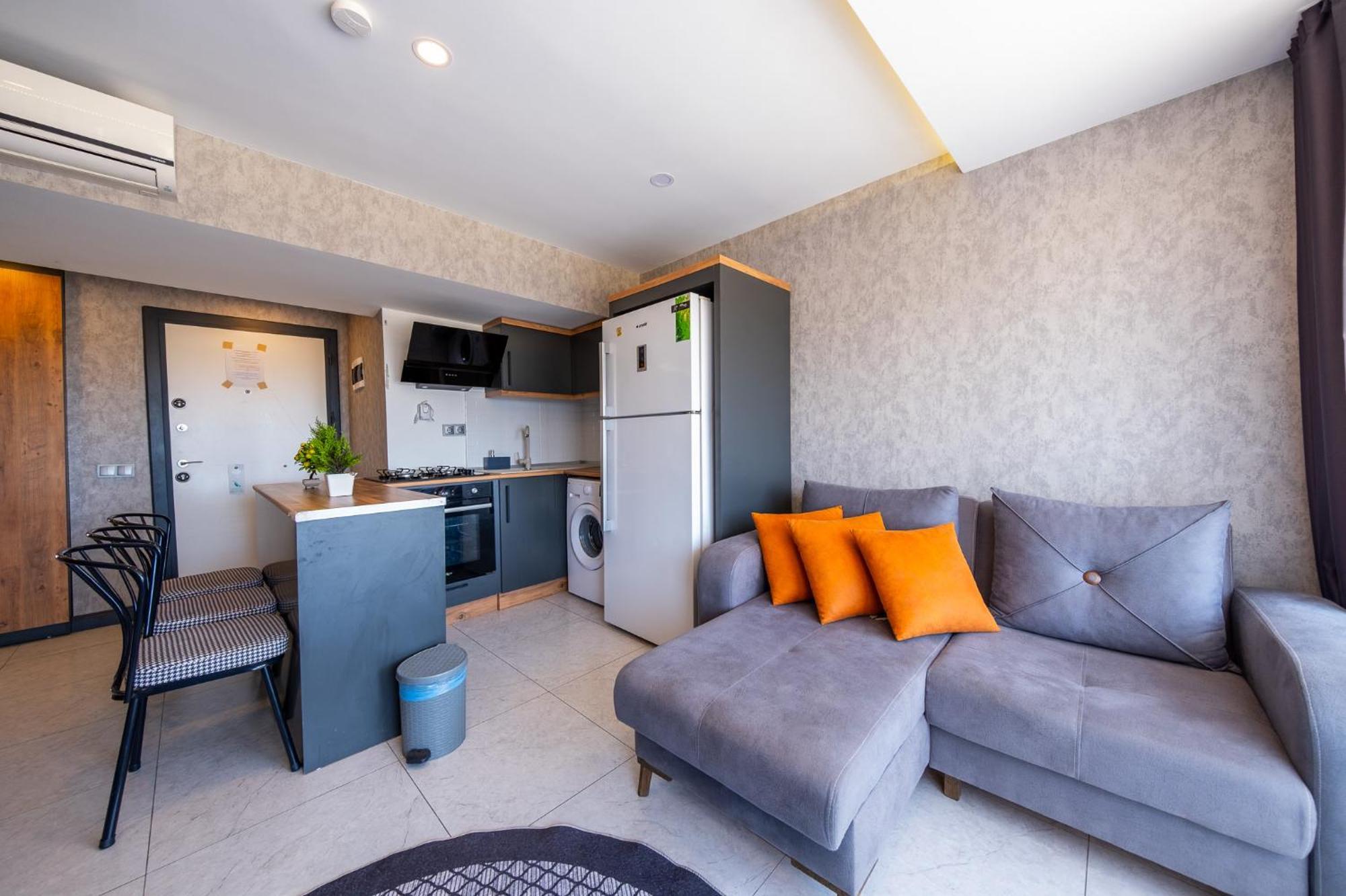Mrt Suites Lara Antalya Bagian luar foto