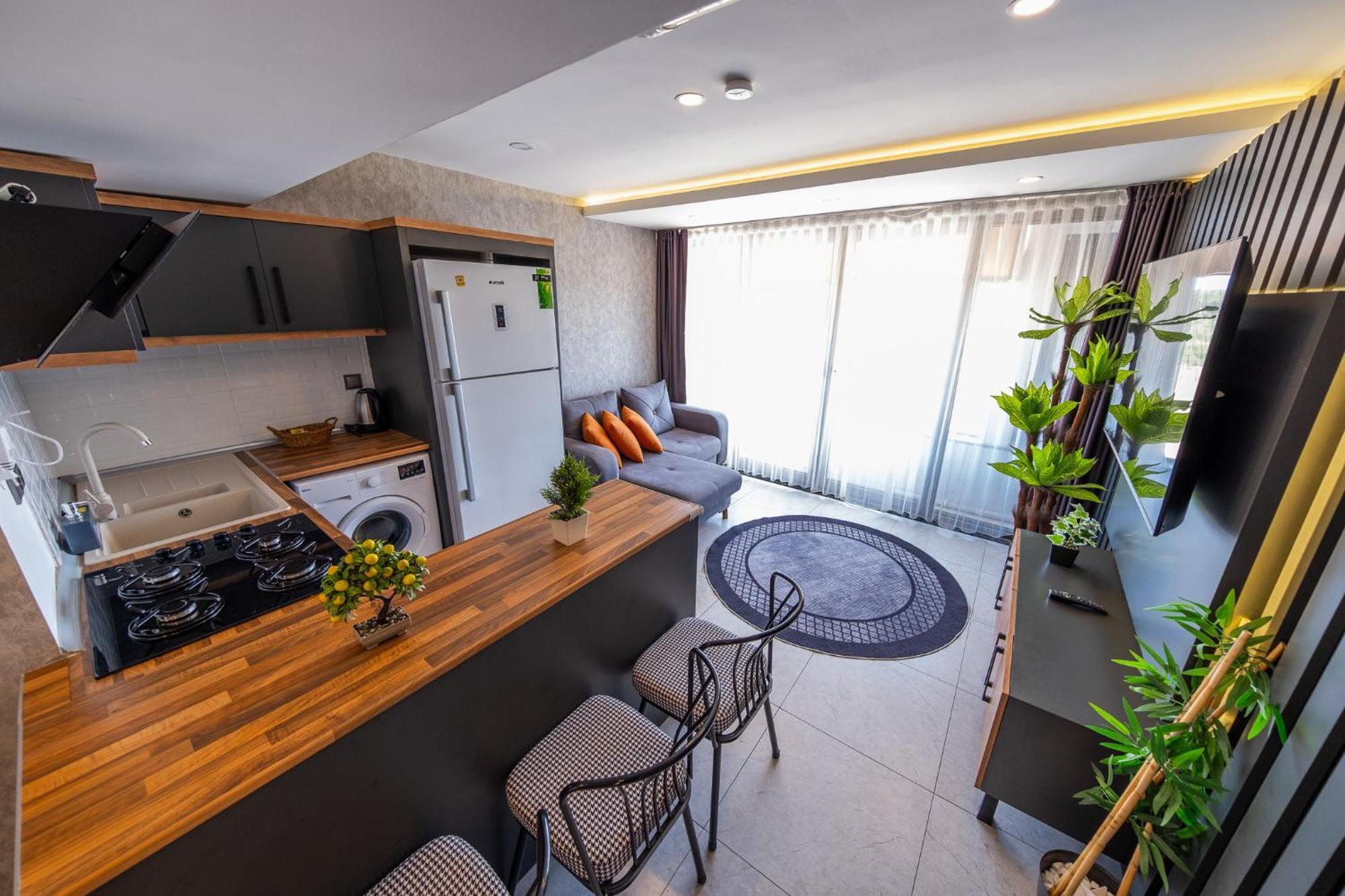 Mrt Suites Lara Antalya Bagian luar foto