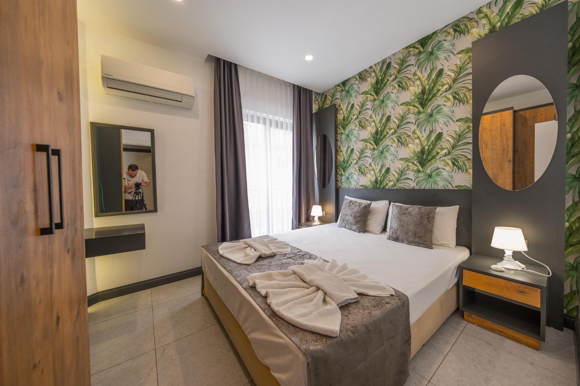 Mrt Suites Lara Antalya Bagian luar foto