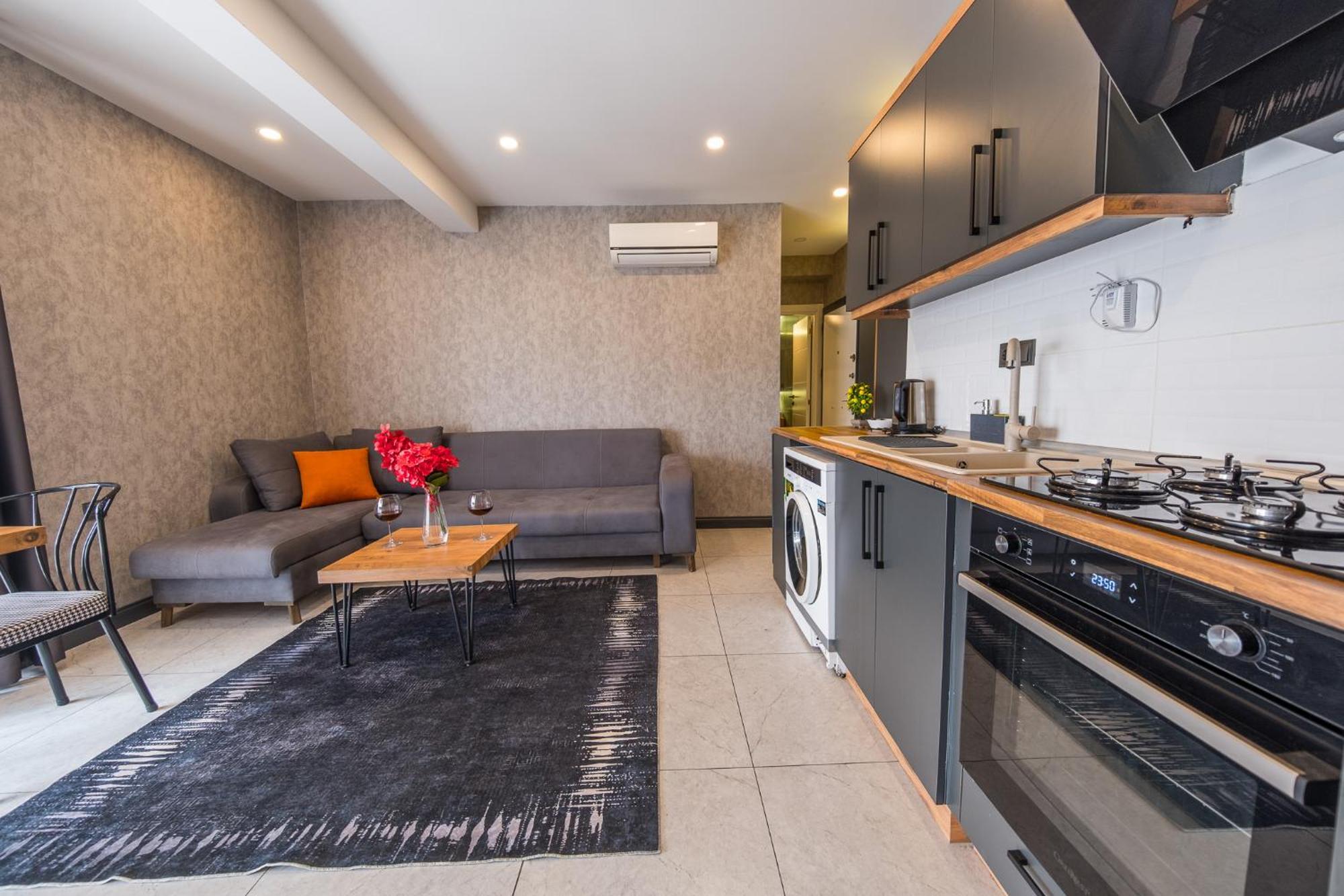 Mrt Suites Lara Antalya Bagian luar foto
