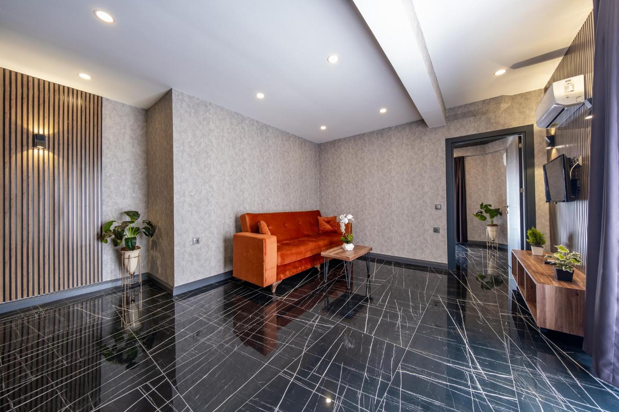 Mrt Suites Lara Antalya Bagian luar foto