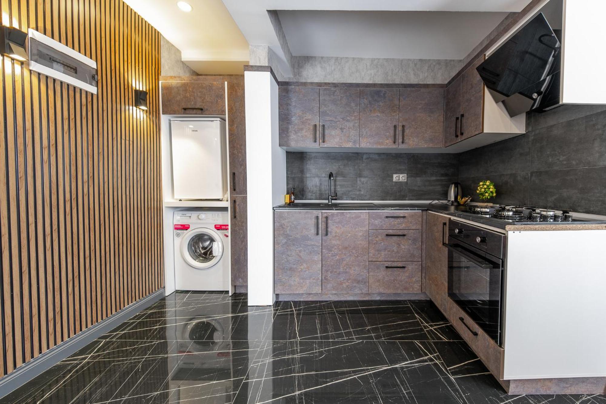 Mrt Suites Lara Antalya Bagian luar foto
