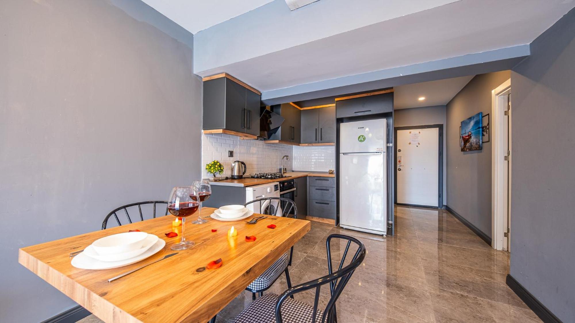 Mrt Suites Lara Antalya Bagian luar foto