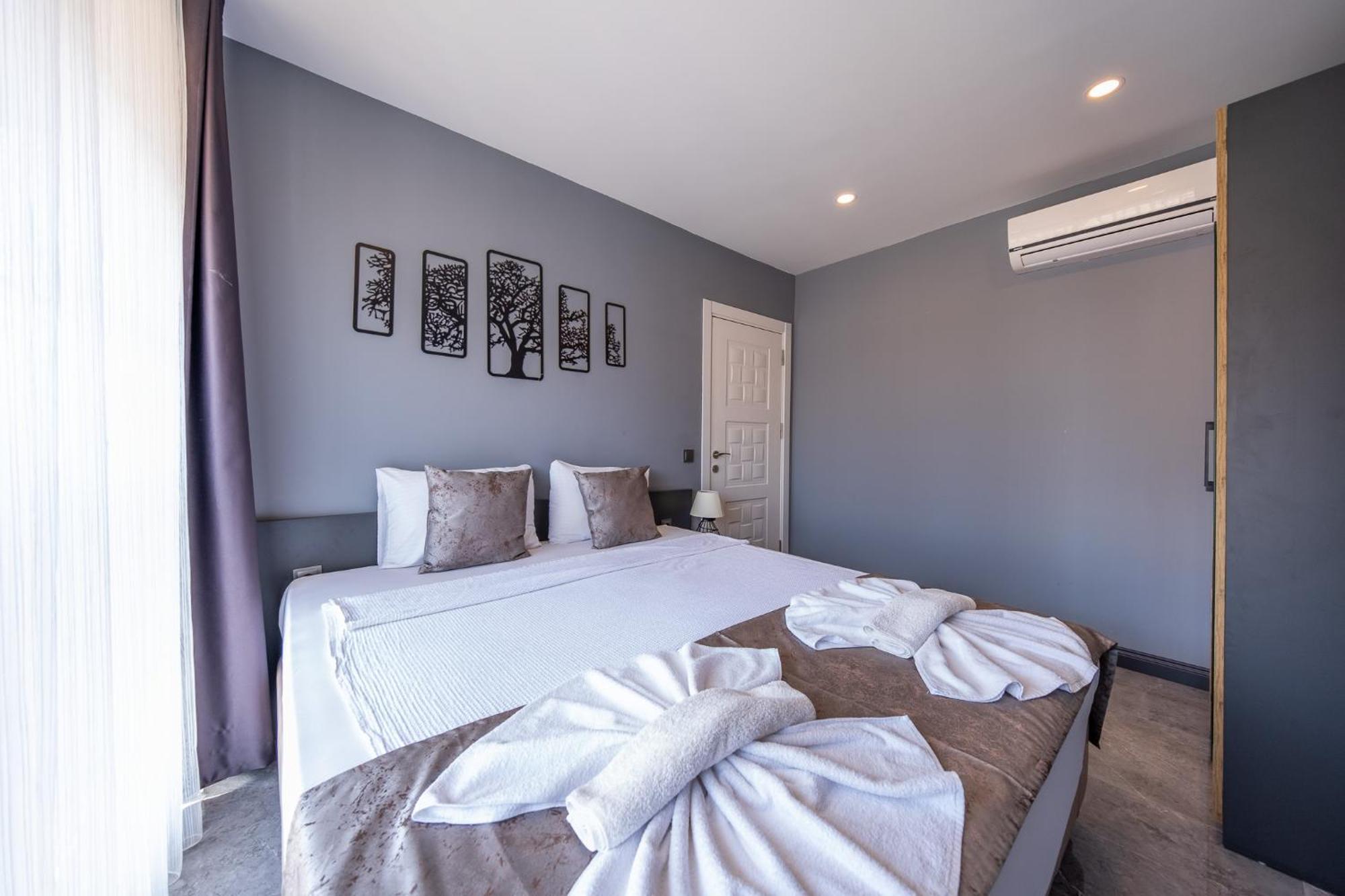 Mrt Suites Lara Antalya Bagian luar foto