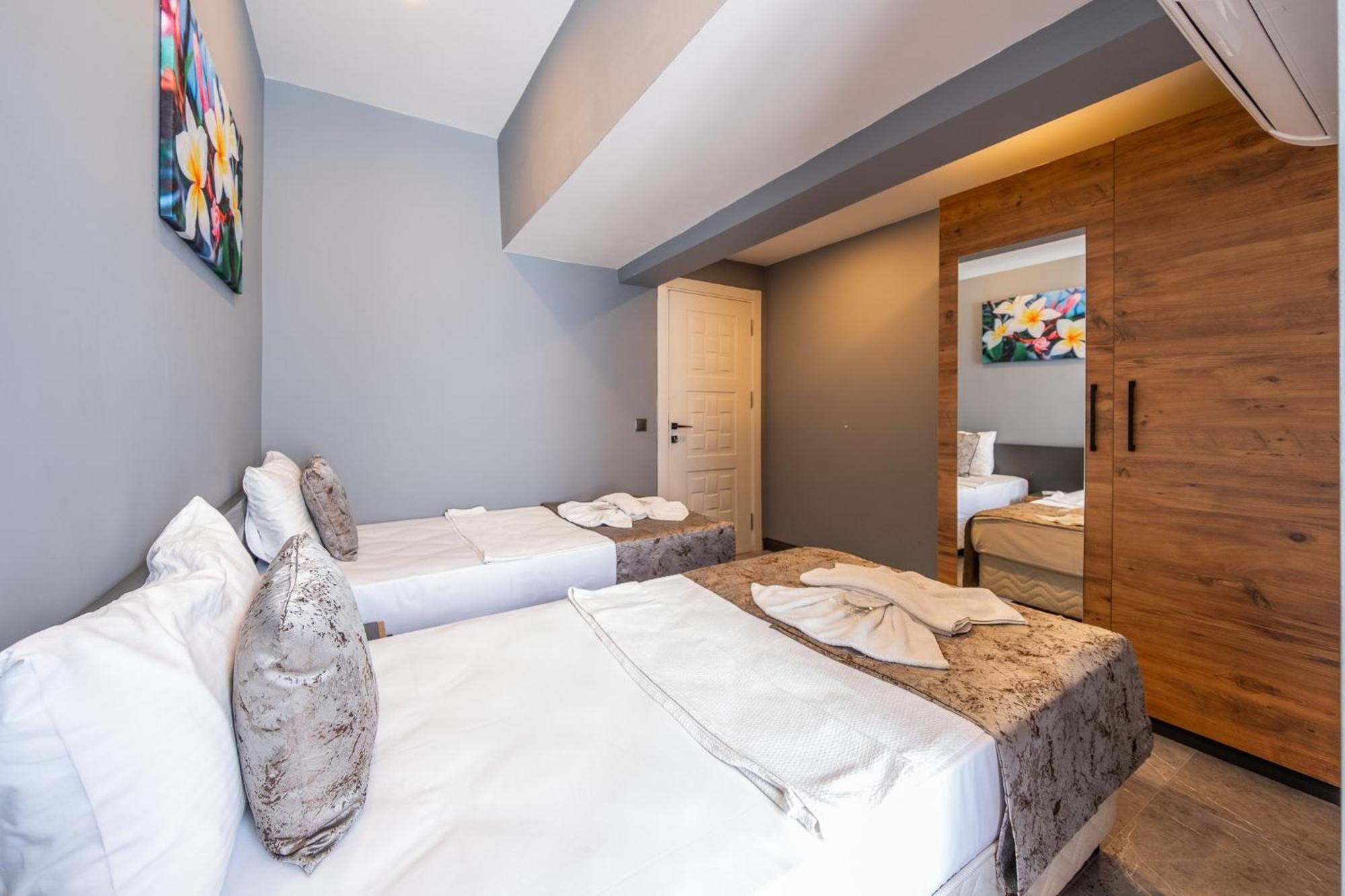 Mrt Suites Lara Antalya Bagian luar foto