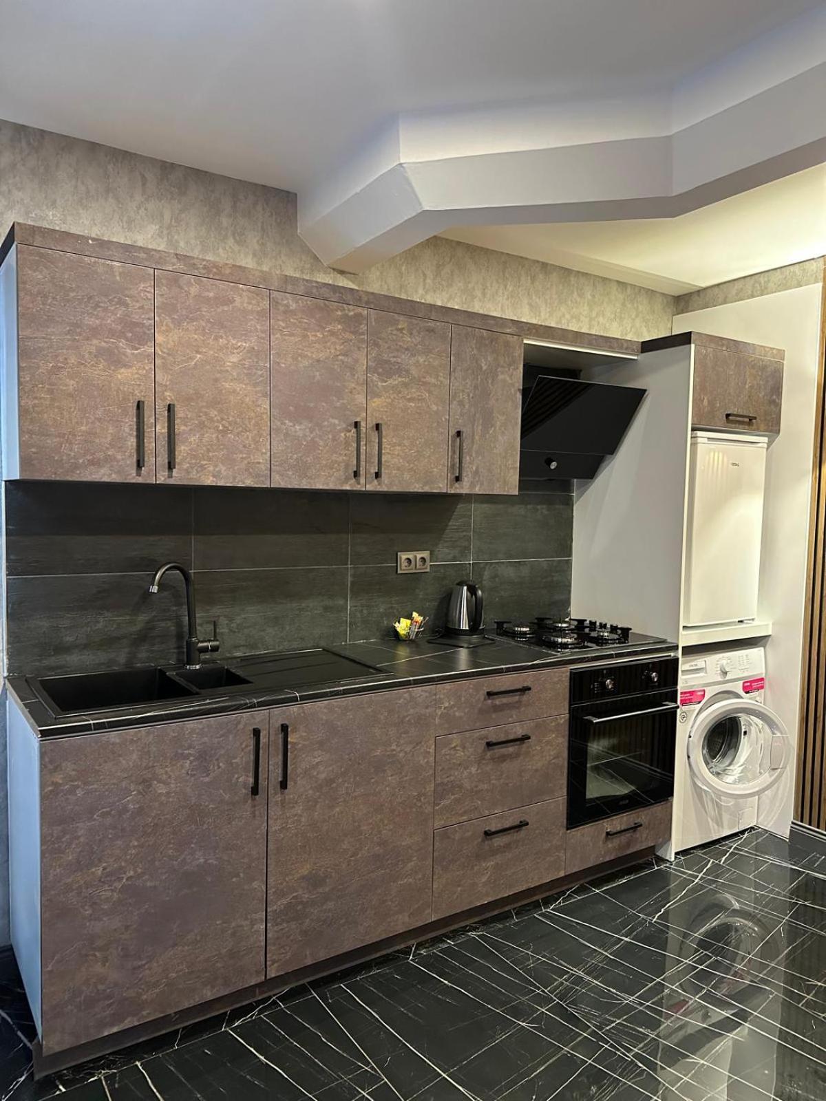 Mrt Suites Lara Antalya Bagian luar foto